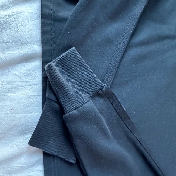 Gymshark legacy Cropped Sweater - Picture 8 of 8